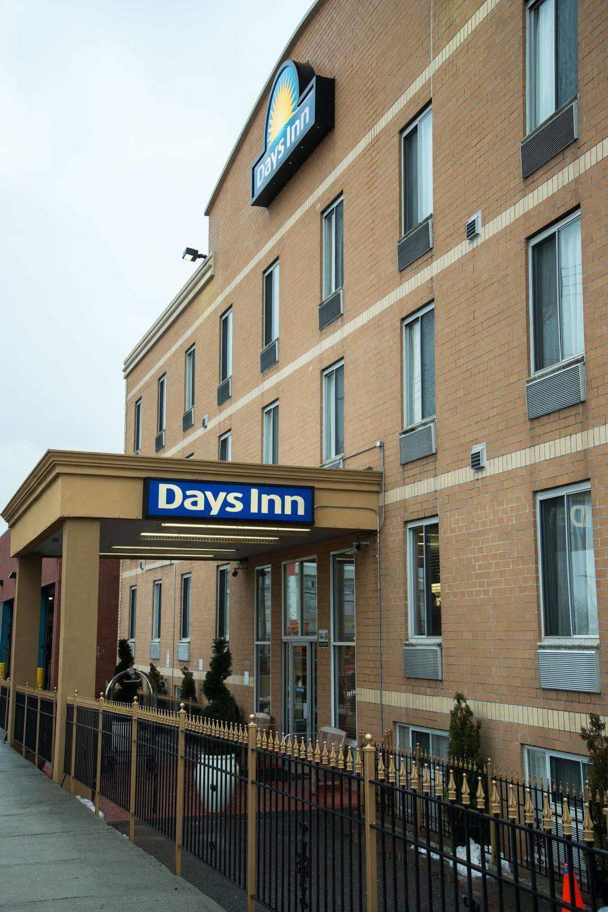 Days Inn By Wyndham Jamaica / Jfk Airport New York Eksteriør bilde